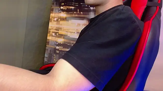 alexgiraldo   online show from May 2026 01:49:02 PM