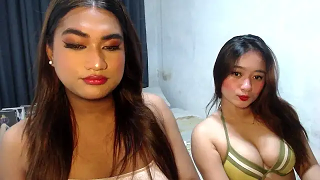 Snapshot of LastyLuna chatting on December 2025 05:35:02 AM LastyLuna online show from December 2025 05:35:02 AM