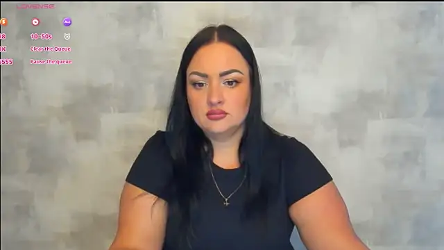 Snapshot of AliTemptress chatting on September 2025 09:09:01 AM AliTemptress online show from September 2025 09:09:01 AM