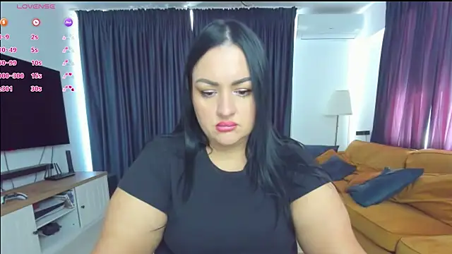 Snapshot of AliTemptress chatting on September 2025 08:05:01 AM AliTemptress online show from September 2025 08:05:01 AM