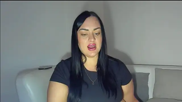 Snapshot of AliTemptress chatting on October 2025 05:46:02 PM AliTemptress online show from October 2025 05:46:02 PM