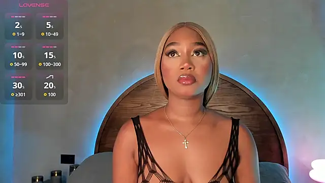 Snapshot of alisonn_moon chatting on November 2025 10:09:01 PM alisonn moon online show from November 2025 10:09:01 PM