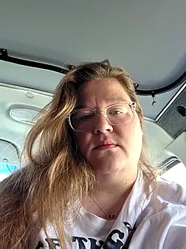 Love86Emily online show from May 2026 01:19:01 PM
