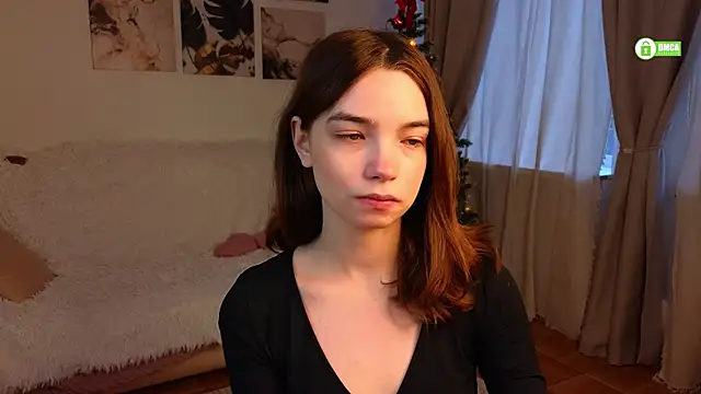 Snapshot of Evi_Brook chatting on December 2025 11:36:02 AM Evi Brook online show from December 2025 11:36:02 AM