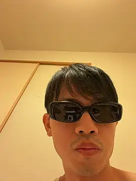 iiiviviii online show from November 2025 04:53:02 PM