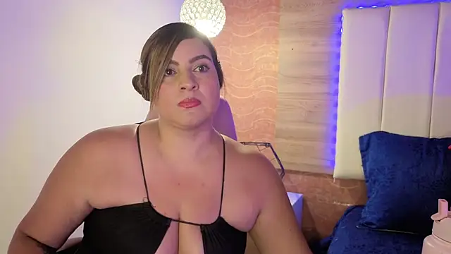 AgnesIvanova online show from February 2026 07:10:01 PM