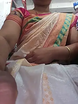 indianhotwife639 online show from May 2026 07:14:02 AM