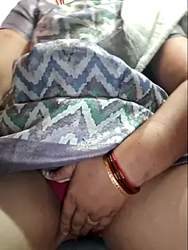 indianhotwife639 online show from May 2026 08:31:02 AM