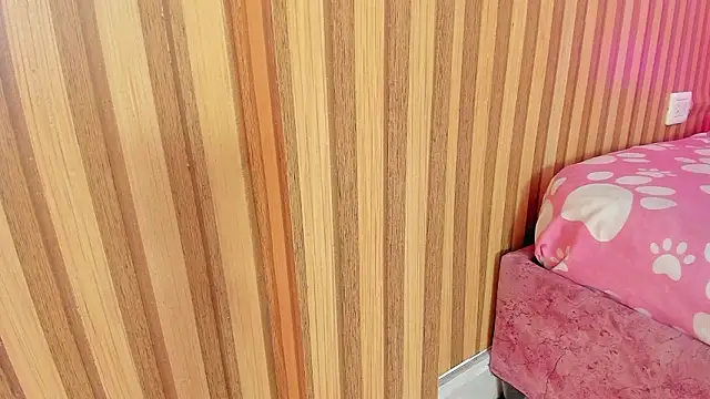 Mila grace  online show from March 2026 06:37:01 PM