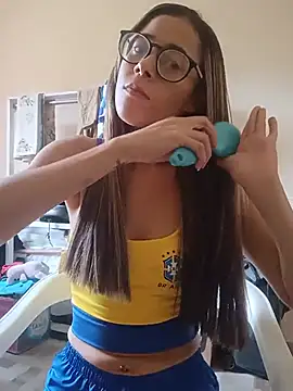 vivizinha27 online show from June 2026 07:01:02 PM