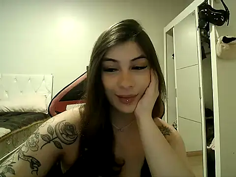 Becca B online show from October 2025 07:31:01 PM