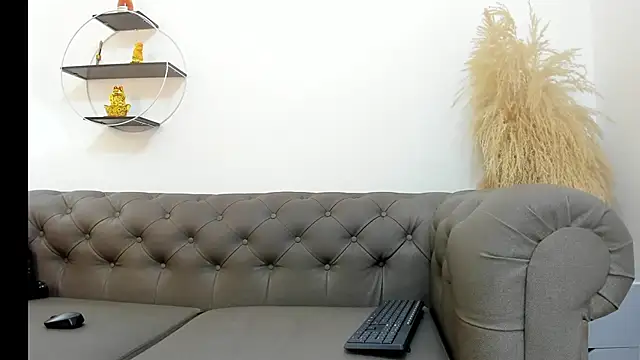 Snapshot of nefer_ahsgarr chatting on September 2025 09:36:02 PM nefer ahsgarr online show from September 2025 09:36:02 PM