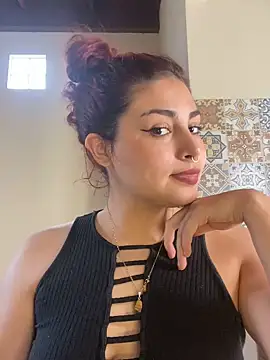 Snapshot of SweetSolei20 chatting on November 2025 06:52:01 PM SweetSolei20 online show from November 2025 06:52:01 PM