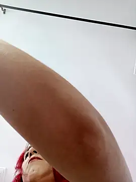 Snapshot of kim7_ chatting on September 2025 03:02:01 PM kim7 online show from September 2025 03:02:01 PM