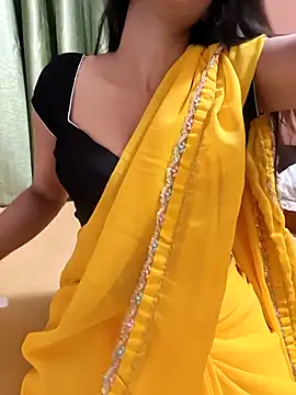 Shalu G online show from April 2026 04:06:01 AM