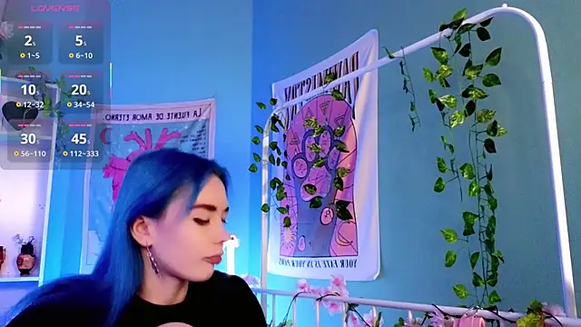 Kiara Dream online show from November 2025 08:55:01 PM