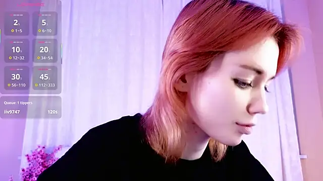 Kiara Dream online show from April 2026 08:09:01 PM