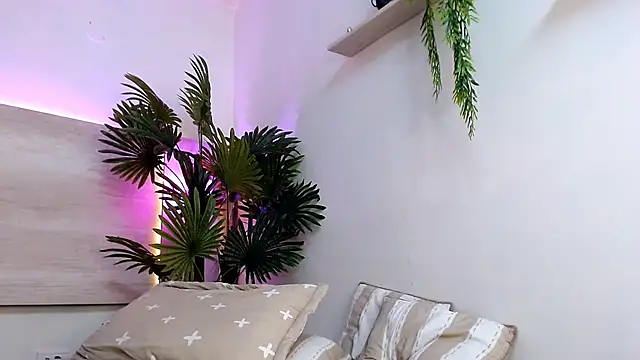 Angel superhuge online show from September 2025 05:29:02 AM