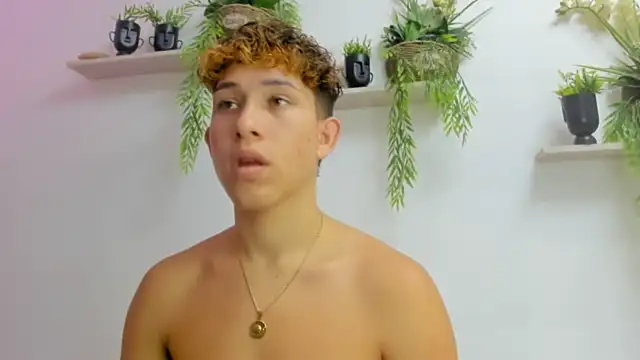 Angel superhuge online show from October 2025 09:11:01 PM