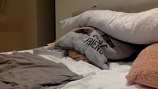 Roccowantsfun online show from December 2025 07:36:01 AM