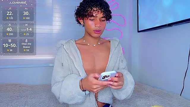 Aaron Wiinter online show from March 2026 07:42:02 PM