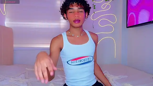 Aaron Wiinter online show from April 2026 08:09:01 PM