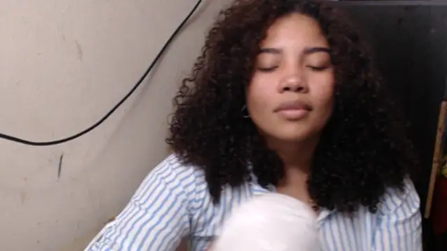 madelene online show from April 2026 12:08:02 AM