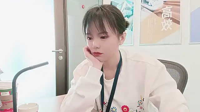 Snapshot of KKMM168 chatting on November 2025 07:18:02 AM KKMM168 online show from November 2025 07:18:02 AM