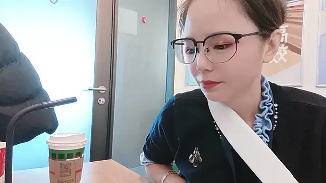 Snapshot of KKMM168 chatting on November 2025 03:07:01 AM KKMM168 online show from November 2025 03:07:01 AM