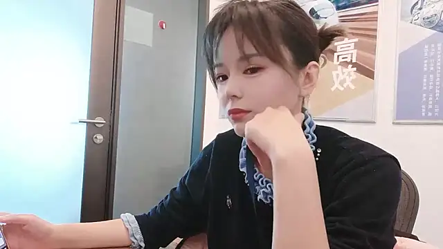 Snapshot of KKMM168 chatting on December 2025 01:21:02 AM KKMM168 online show from December 2025 01:21:02 AM