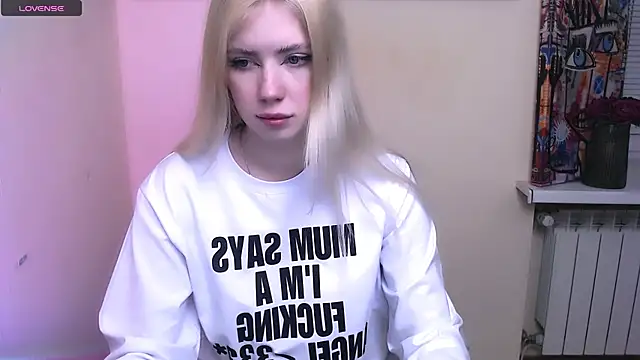 AliceHotty  online show from February 2026 07:59:02 AM