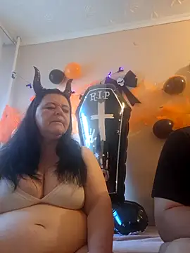 BlacReign online show from October 2025 01:56:02 PM