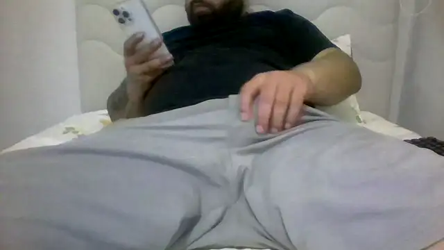 hardick582 online show from November 2025 10:08:01 PM