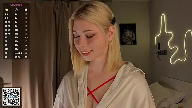 Snapshot of SibleyDurborow chatting on October 2025 04:09:02 AM SibleyDurborow online show from October 2025 04:09:02 AM