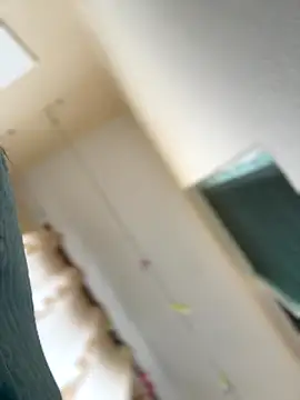 Snapshot of iSelena chatting on October 2025 07:12:01 AM iSelena online show from October 2025 07:12:01 AM