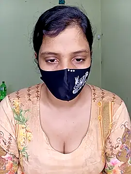 Rose-luckey online show from December 2025 06:25:01 PM