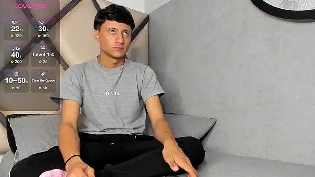  Leohot  online show from October 2025 03:15:02 AM