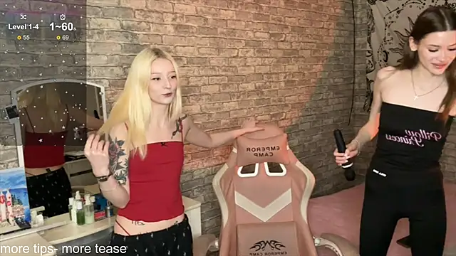 Snapshot of kayaaangel chatting on December 2025 02:02:02 PM kayaaangel online show from December 2025 02:02:02 PM