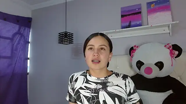 Snapshot of Zaaida_ chatting on November 2025 01:34:02 PM Zaaida online show from November 2025 01:34:02 PM