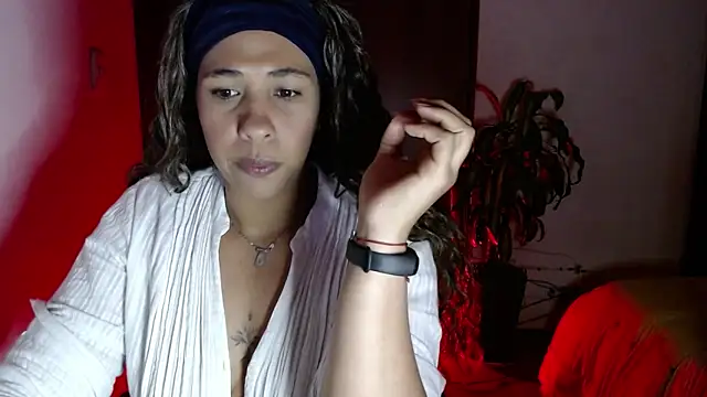 IVONNE COLLINS33 online show from March 2026 12:03:01 AM