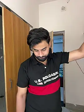 hottestboy03 online show from July 2026 05:33:02 AM