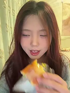 Snapshot of mimi9420 chatting on November 2025 04:31:02 PM mimi9420 online show from November 2025 04:31:02 PM