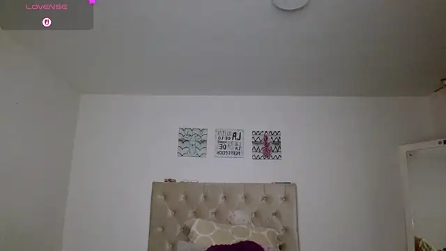 Snapshot of Ashley33_ chatting on November 2025 12:42:01 AM Ashley33 online show from November 2025 12:42:01 AM