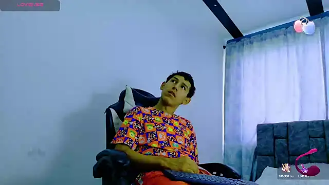 Felipe Gonzales online show from October 2025 12:50:02 PM