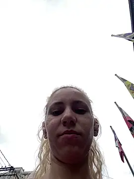 Snapshot of Bruna551 chatting on November 2025 03:28:02 PM Bruna551 online show from November 2025 03:28:02 PM