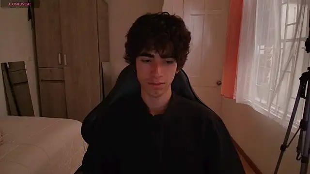 Snapshot of Nude_Boy18 chatting on September 2025 09:50:01 PM Nude Boy18 online show from September 2025 09:50:01 PM