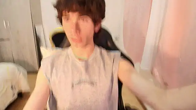 Snapshot of Nude_Boy18 chatting on September 2025 12:14:01 AM Nude Boy18 online show from September 2025 12:14:01 AM