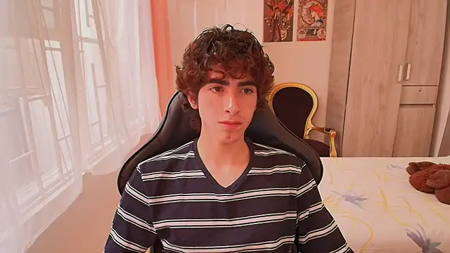 Snapshot of Nude_Boy18 chatting on October 2025 08:53:02 PM Nude Boy18 online show from October 2025 08:53:02 PM