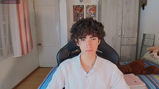 Nude Boy18 online show from March 2026 11:15:01 PM