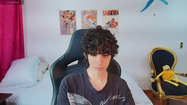 Nude Boy18 online show from July 2026 12:57:01 AM